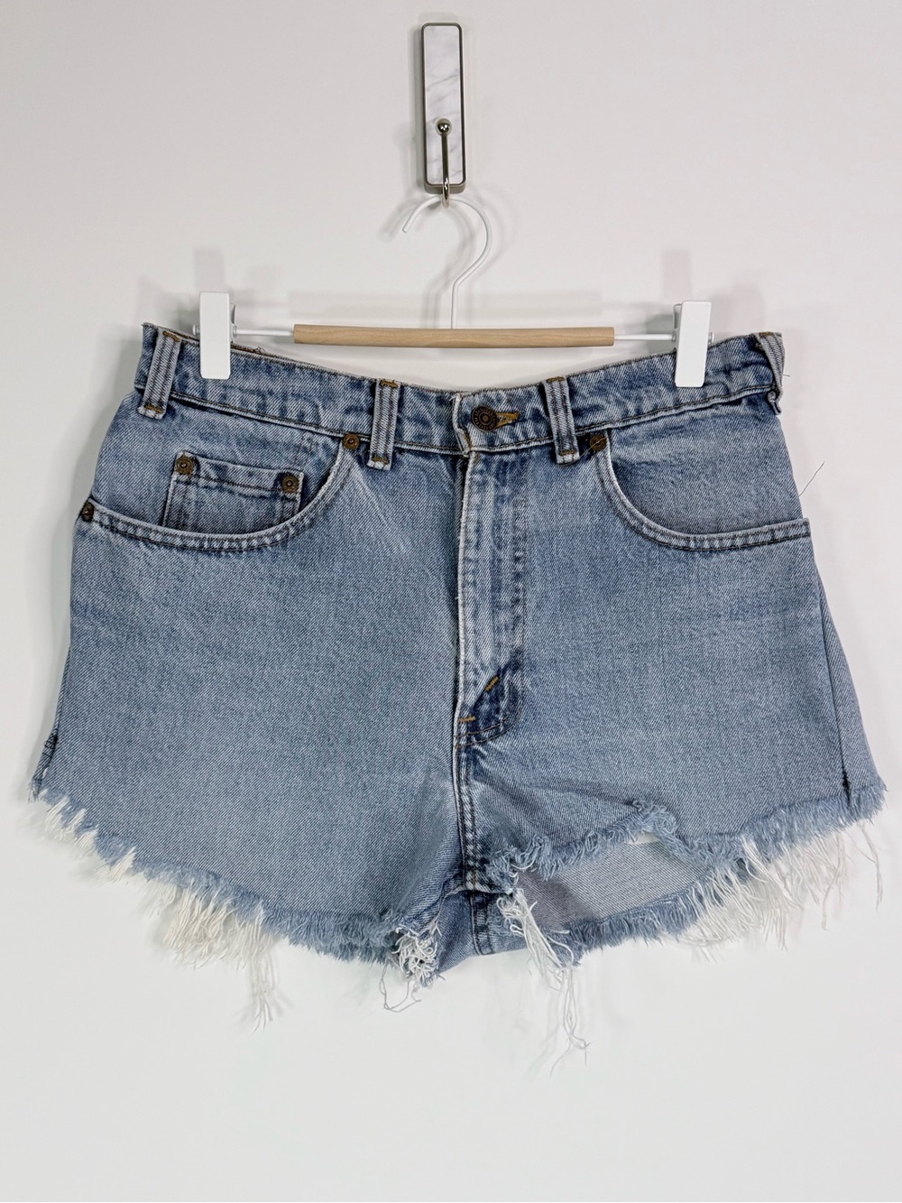 #03 LEVI'S Women's '533' Jean Shorts - 30